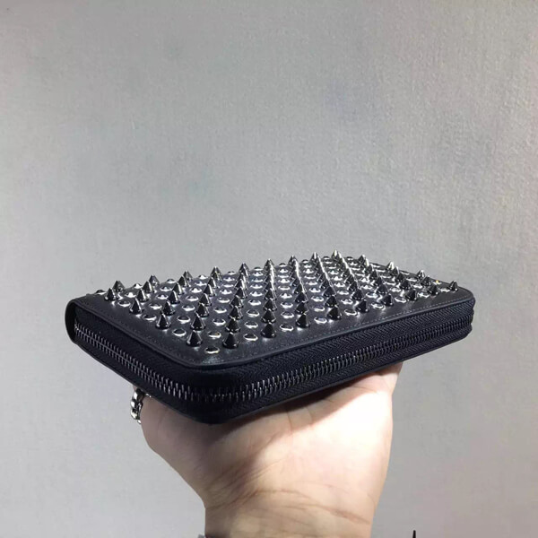 クリスチャン ルブタンコピー 　2015年春夏新作カーフスキン　ラウンドファスナー長財布PANETTONE WALLET CALF P/SPIKES/RING 1155016 B071